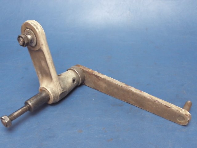 0843500-60 Cessna - SHAFT &amp; ARM ASSEMBLY-DOOR ACTUATOR LH MATCHED SET