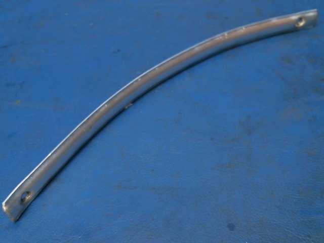 63142-09 Piper - TRIM STRIP - Headlining right