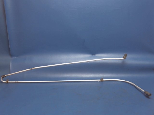 62060-01 Piper - Vent Tube-Right(with bead)