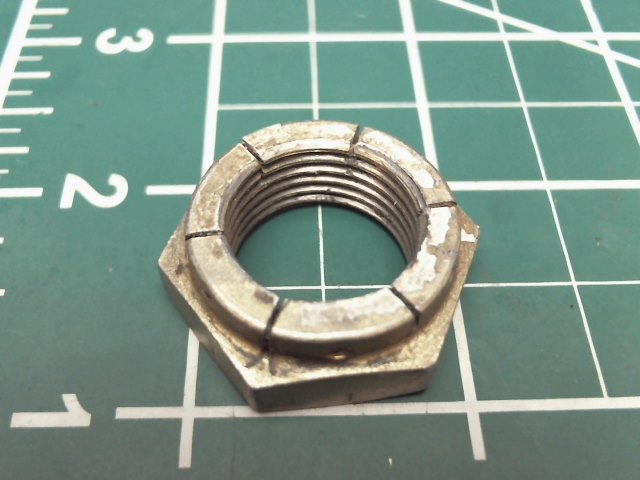 404 843 Piper - NUT - (MS20364-1216C)