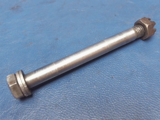 402 344 Piper - BOLT - (AN175-32)