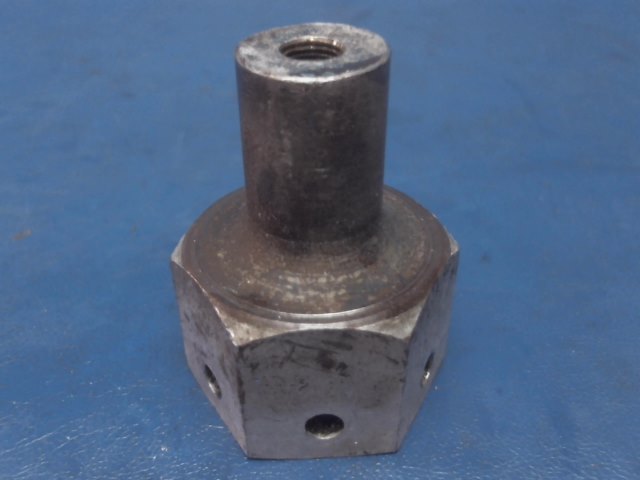 NPN Cessna - NUT - Main gear axle(SEE DETAILS)