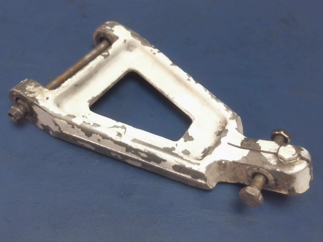 1743013-1 Cessna - TORQUE LINK ASSEMBLY-LOWER