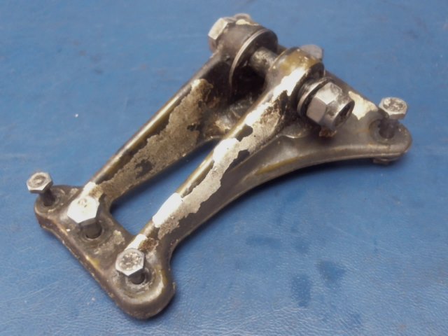 0822180-5 Cessna - GEAR SUPPORT BRACE LH