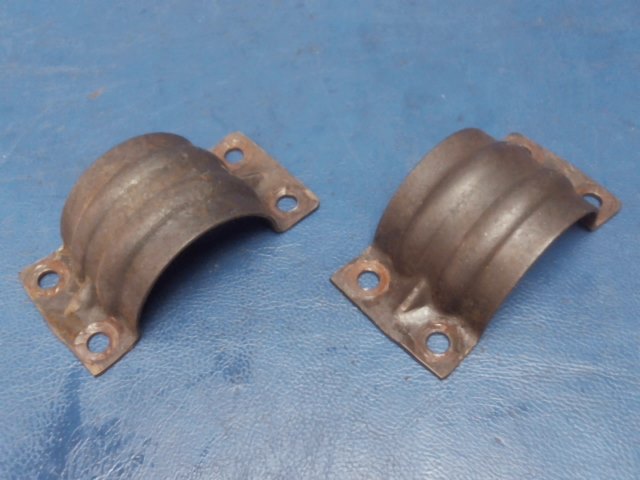 0790161-25 Cessna - CLAMP EXHAUST (2)
