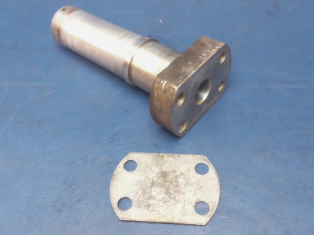 0541124 Cessna - Axle-Main Landing Gear(With Shim) (Aluminum)