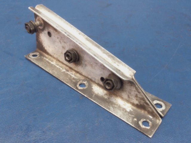 NPN Cessna - BRACKET-GEAR DOOR AFT HINGE