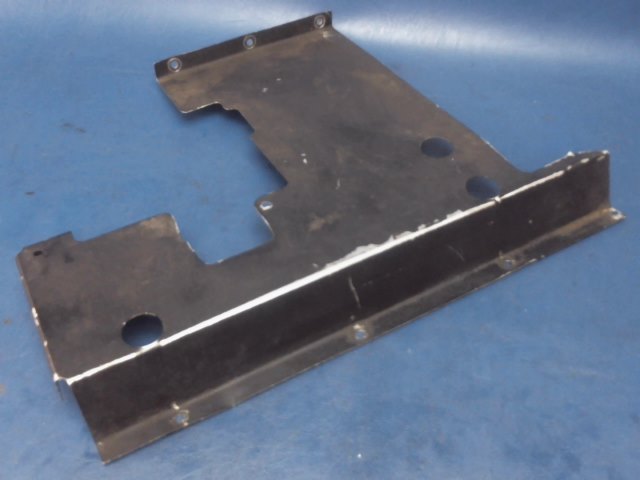 1767062-1 Cessna - SHIELD RIGHT RUDDER BAR
