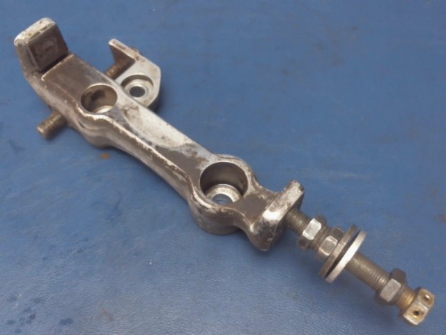 1241403-2 Cessna - PLATE-MAIN GEAR ADJUSTING RH