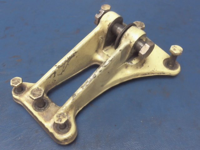 0822180-5 Cessna - GEAR SUPPORT BRACE LH