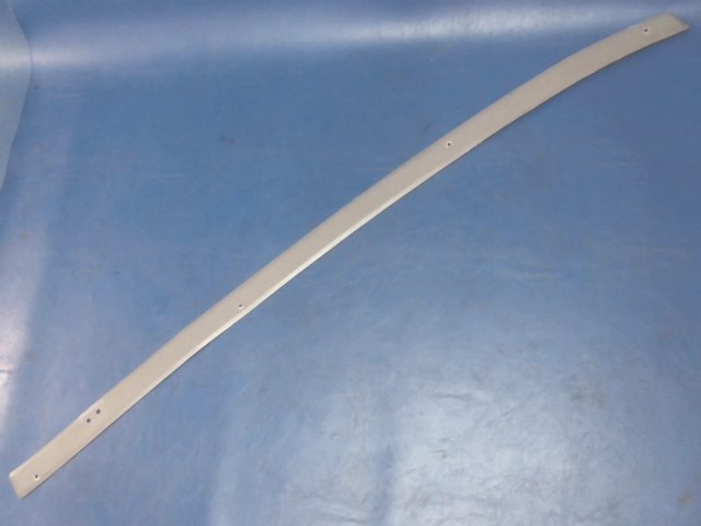 0414019-2 Cessna - RETAINER - DOORPOST SHIELD RH