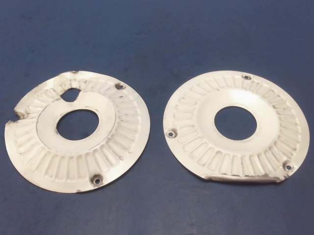 SET Cessna - HUB CAP-NOSE GEAR (damaged see photos)