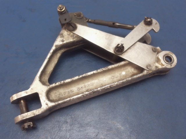 67025-06 Piper - TRUSS ASSEMBLY- Main gear RH (Less Link Assembly)