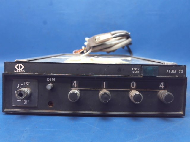 AT50A Narco - AT-50A TRANSPONDER (Cracked where face attaches)