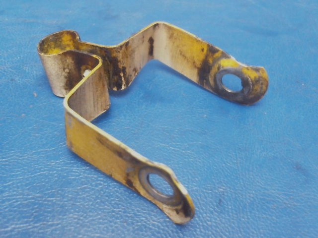 63332-03 Piper - Clip-Brake Line Hose