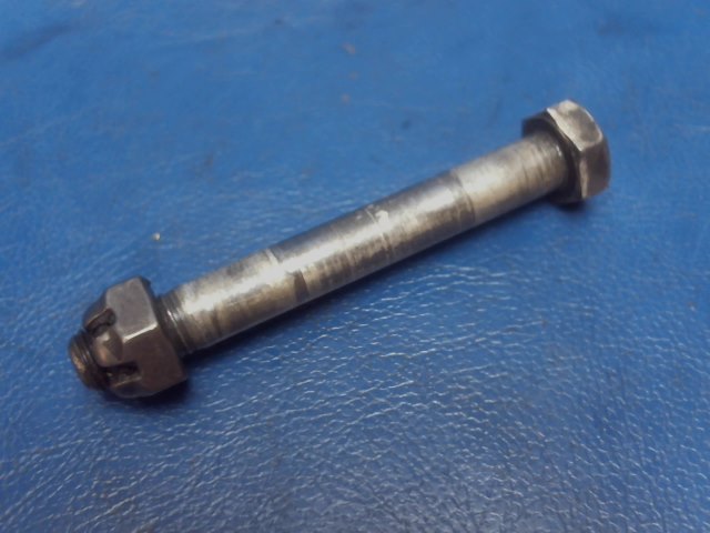 400 166 Piper - BOLT - (AN5-23) - Torque Link