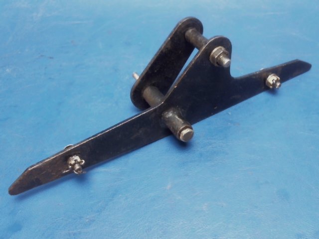 62771-00 Piper - BELLCRANK ASSEMBLY - Aileron left hand