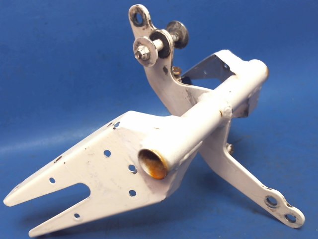 77620-02 Piper - TUBE - Elevator torque